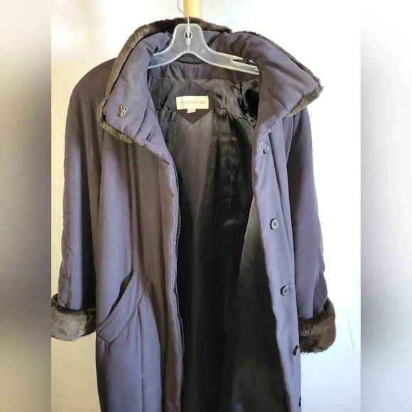 Vintage Womens Jones New York Long  Warm Winter Coat Navy Blue Medium - Picture 5 of 11